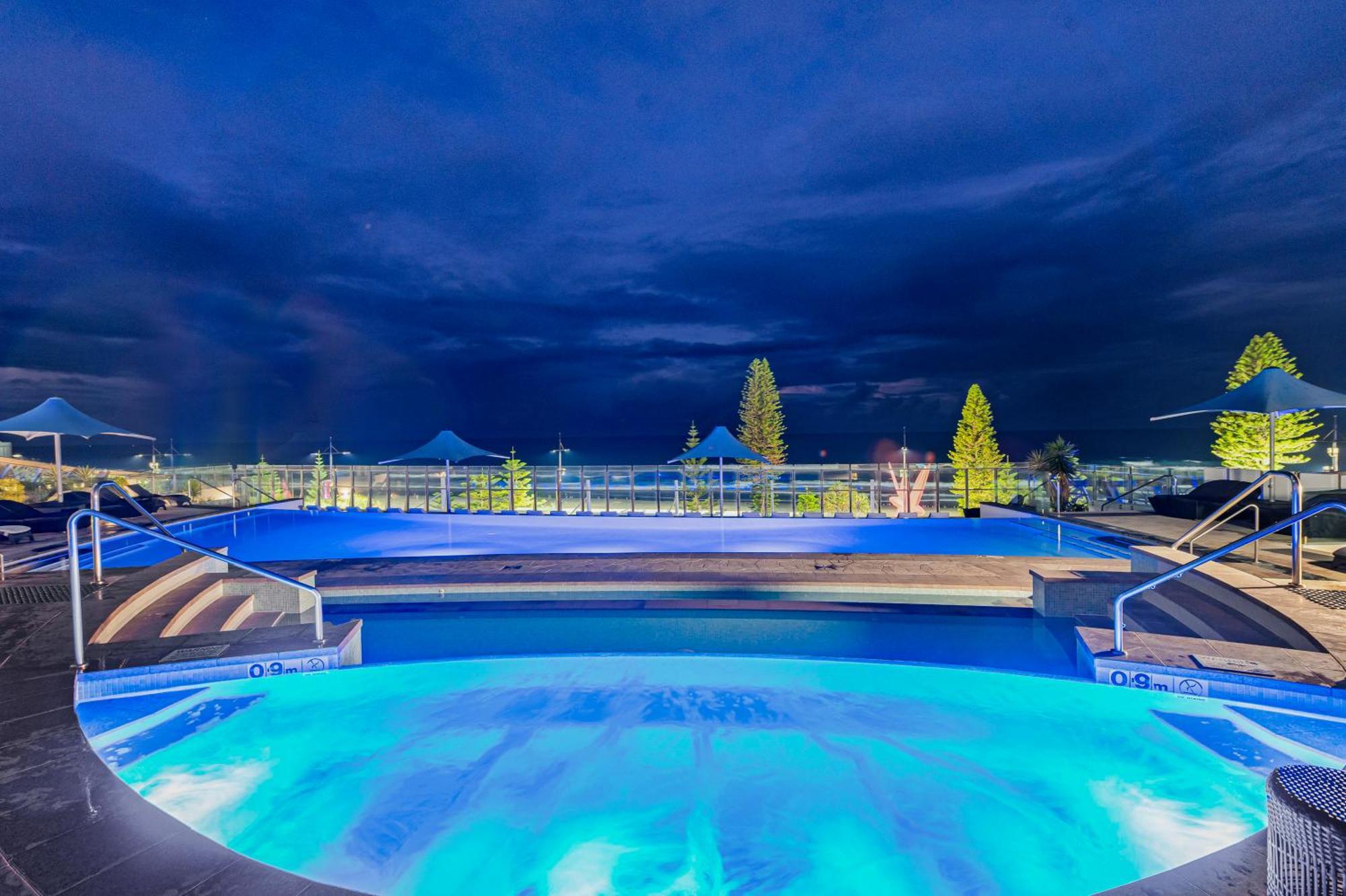 Soul Beachfront 3Brm Ocean View - Optimise Bnb 골드코스트 외부 사진
